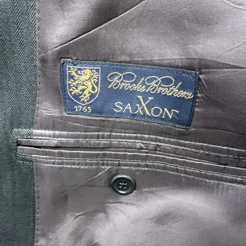 Brooks Brothers ***********price reflects
